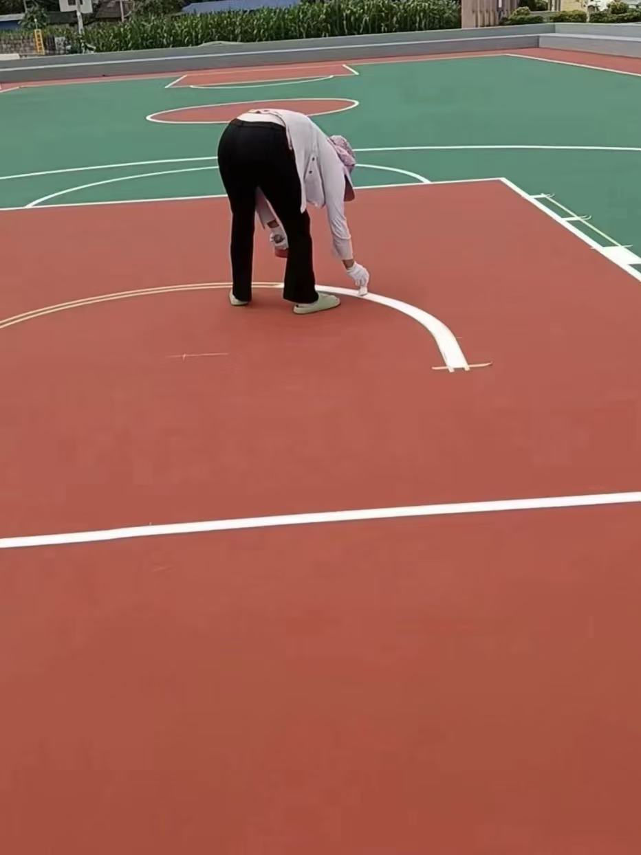 丙烯酸球场施工的 6 个关键步骤,少一步都易出问题